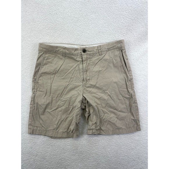 Club Monaco Shorts‎ 32 Maddox Fit Beige Flat Front Mens Casual Cotton Blend - Picture 1 of 7